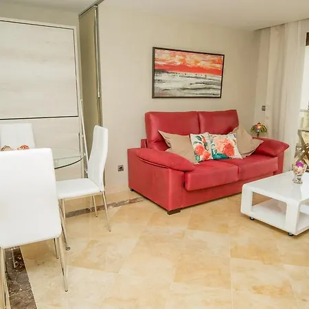 Apartment Marina Del Castillo 104 *