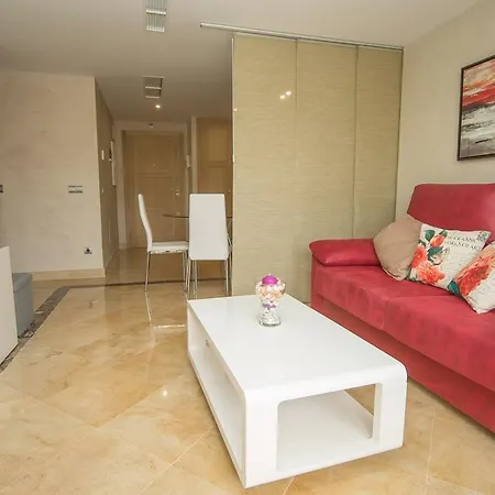 Marina Del Castillo 104